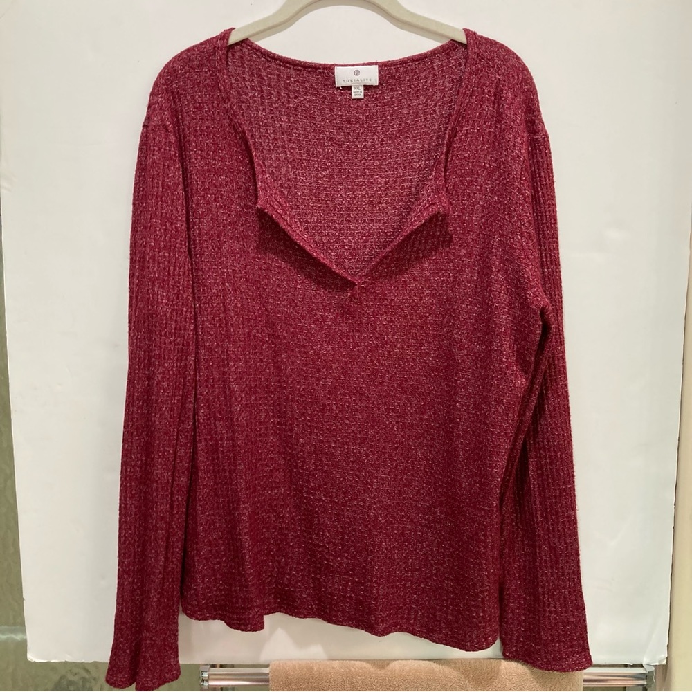Socialite split neck waffle top berry red xxl